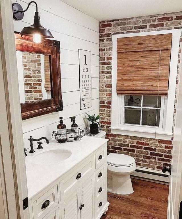 Farmhouse Bathroom Ideas