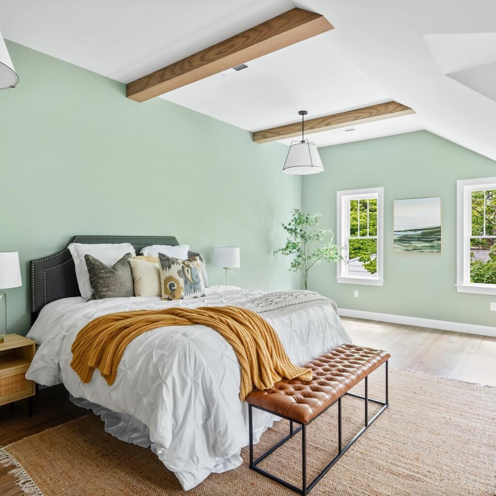 Green Bedroom Ideas