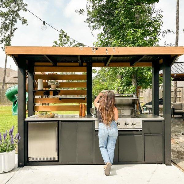 Outdoor Kitchen Ideas