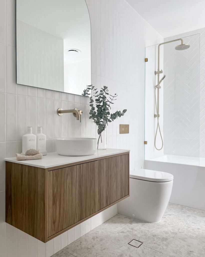 White Bathroom Ideas